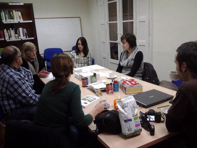 PRIMER CAFÉ TERTULIA. EL TRABAJO SOCIAL EN EL ÁMBITO DE LA DROGODEPENDENCIA