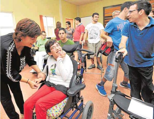 Asociaciones de discapacitados piden rebajas en el copago de centros de día