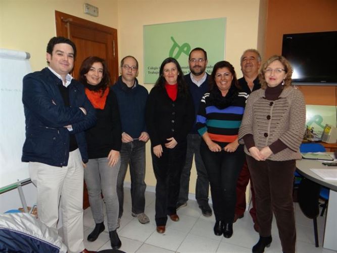 Trabajadores sociales consideran que un posible adelanto electoral paralizaría leyes "urgentes" para la ciudadanía