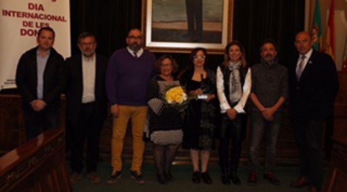 LA TREBALLADORA SOCIAL ESTHER JOVANÍ, DONA DE L'ANY 2016