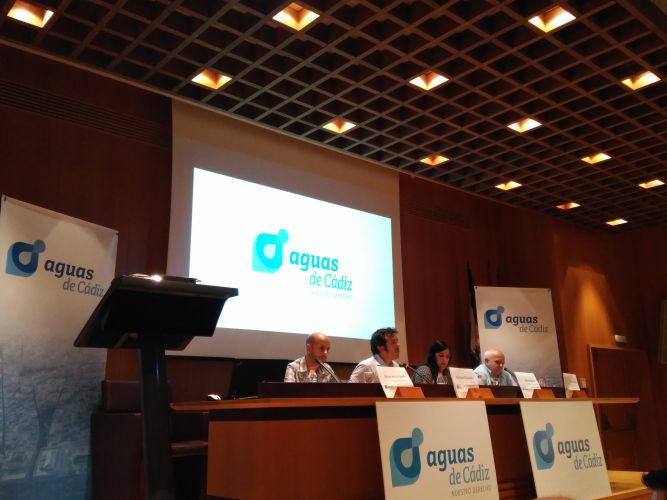 El Colegio asiste a la presentación del Procedimiento para Garantía del Derecho Humano del Agua, Suministro Vital y Fondo Social Solidario