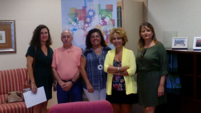 El Colegio firma Convenio de Prácticas con la Asociación Nuevo Caminar Salud Mental.