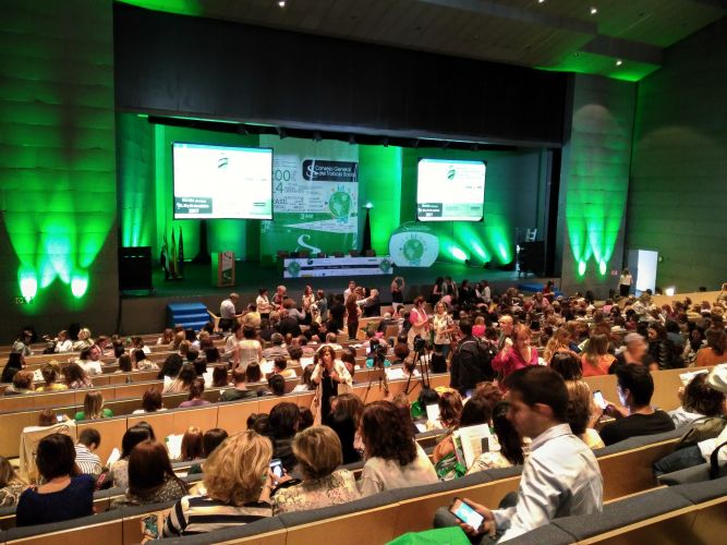 1.300 trabajadoras/es sociales participan en el XIII Congreso Estatal y I Iberoamericano de Trabajo Social