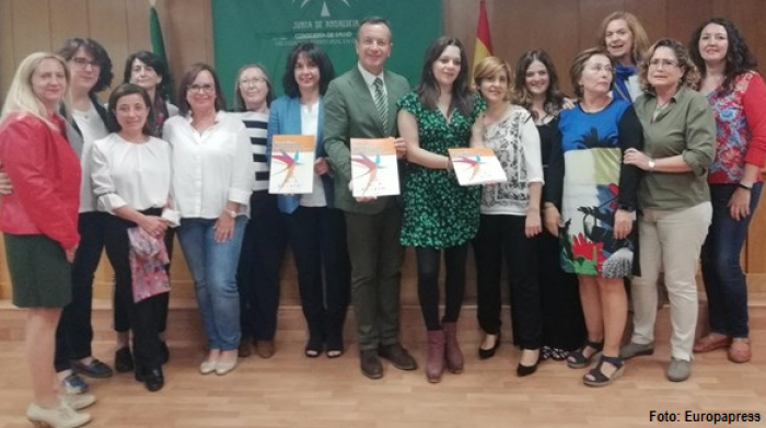 Se presentan en Granada, los protocolos de actuación en atención sociosanitaria