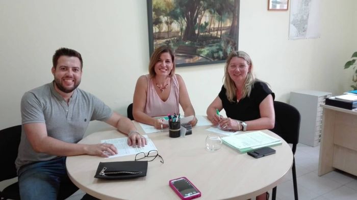 El CPTS de Cádiz se reúne con el Ayuntamiento de La Línea para colaborar en la Jornada de Trabajo Social en el ámbito educativo.