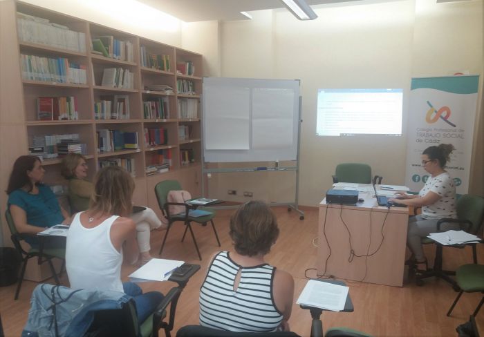 Sesión grupal de análisis Estrategia Ética de Servicios Sociales de Andalucía
