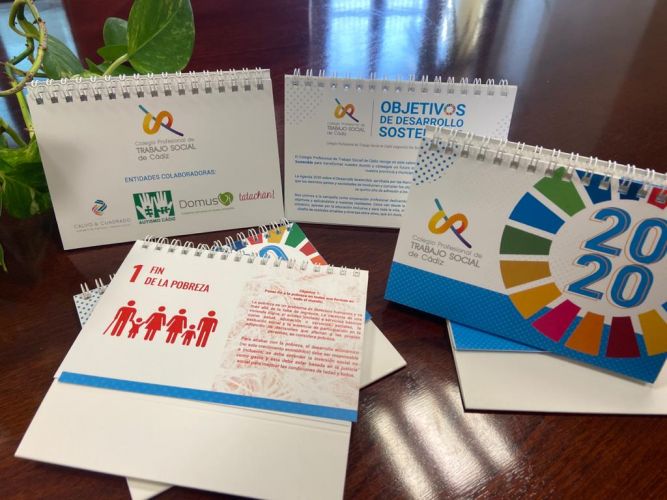 Ven a buscar tu calendario del Colegio Profesional de Trabajo Social de Cádiz