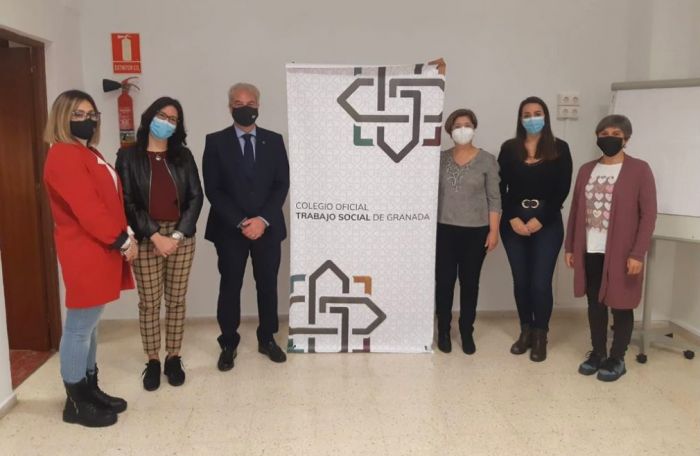 El colegio traslada las reivindicaciones de la profesión al Concejal de Derechos Sociales del Ayto de Granada