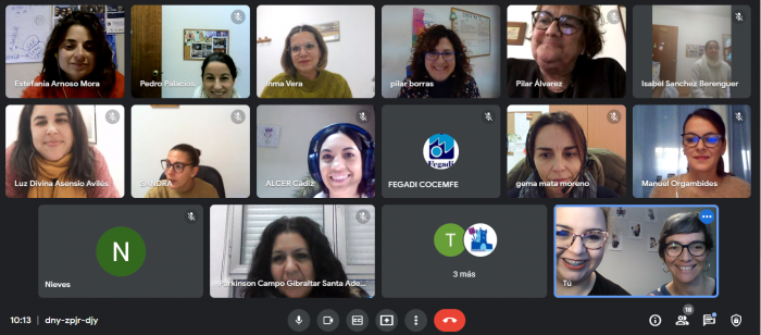 Mantenemos encuentro con trabajadoras sociales de FEGADI y asociaciones adscritas.