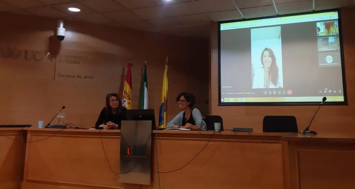Participamos en el primer seminario de investigación en Trabajo Social organizado por la UCA