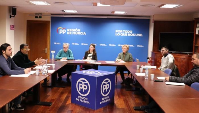 El Colegio se reúne con el Partido Popular de la Región de Murcia