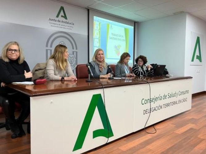 Diez estudiantes del Grado de Trabajo Social de la Universidad de Cádiz harán prácticas en centros sanitarios de la provincia
