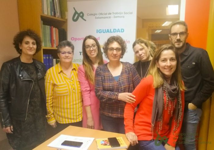 NUESTRO COLEGIO. Reunión de trabajo con Emiliana Vicente, presidenta del Consejo General del Trabajo Social.