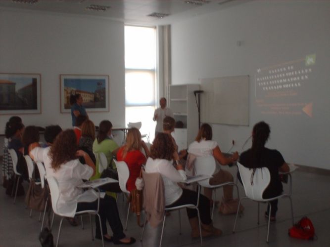 TALLER DE HABILIDADES SOCIALES