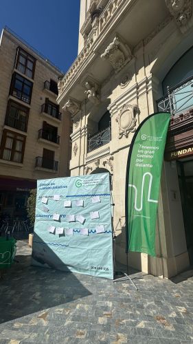 El Colegio asiste al acto "Todavía sigo aquí. La realidad de los cuidados paliativos" organizado por la Asociación Española Contra el Cáncer