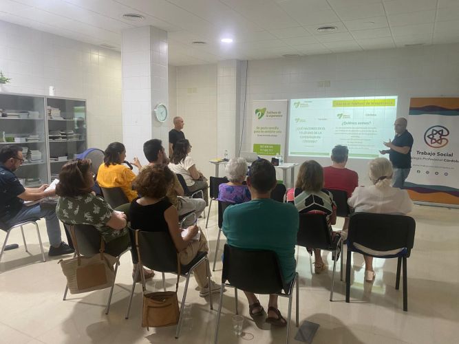 CHARLA PRESENCIAL“SUICIDIO. CÓMO AYUDAR A PREVENIRLO”